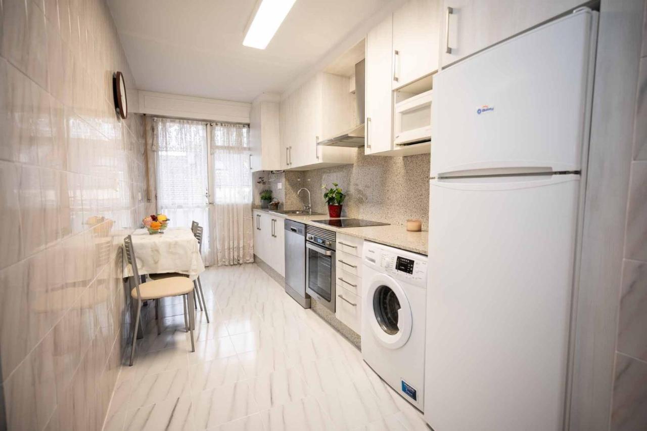 Piso Mila Apartment Ourense Ngoại thất bức ảnh